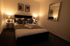 Quaint 3BR l Market St Watford l Sleeps 8